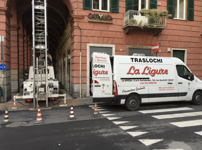 TRASLOCO ABITAZIONI PRIVATE E UFFICI