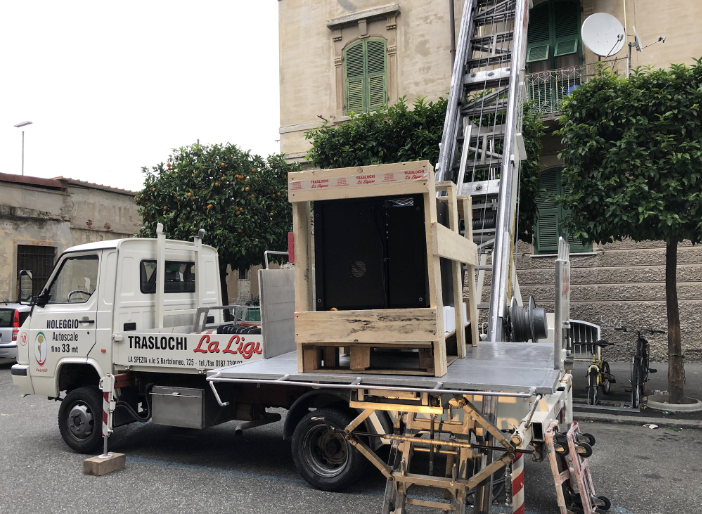 TRASLOCO ABITAZIONI PRIVATE E UFFICI